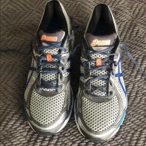 Asics mens running shoe